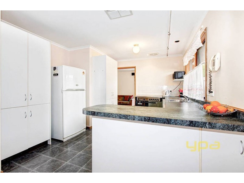 2 Hopkins Court, Werribee VIC 3030