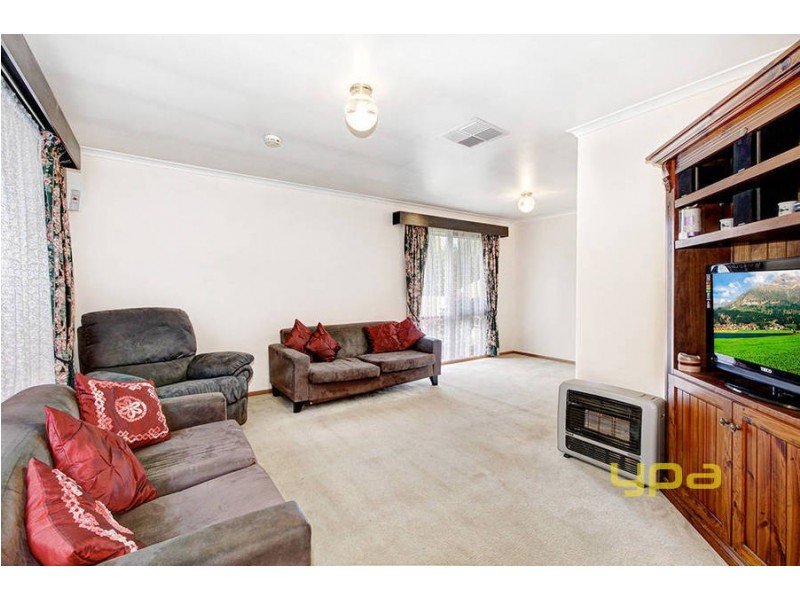 2 Hopkins Court, Werribee VIC 3030