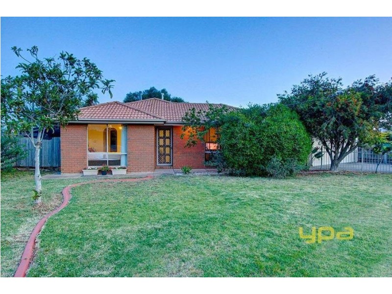 1 Mirambeek Road, Hoppers Crossing VIC 3029