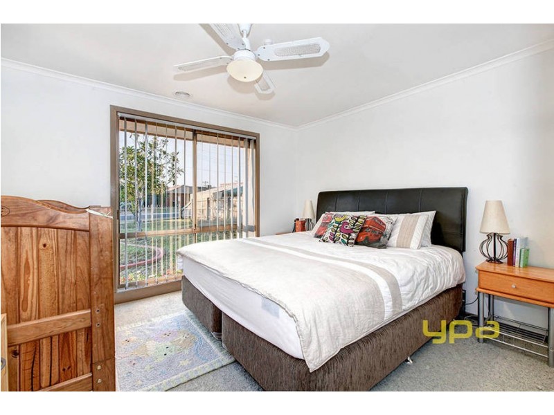 1 Mirambeek Road, Hoppers Crossing VIC 3029