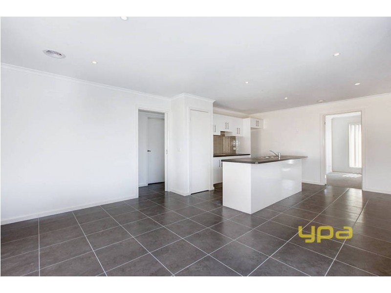 2/5 Mark Drive, Tarneit VIC 3029