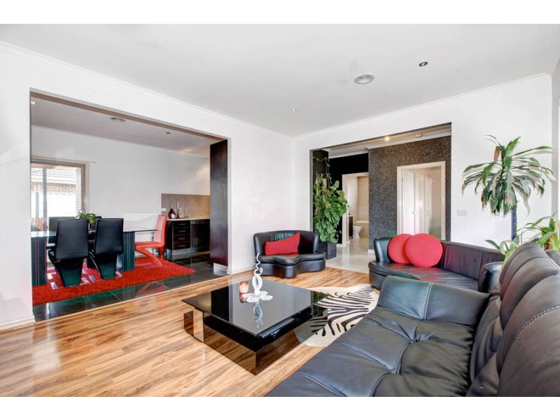 1/2 Jordyn Street, Tarneit VIC 3029