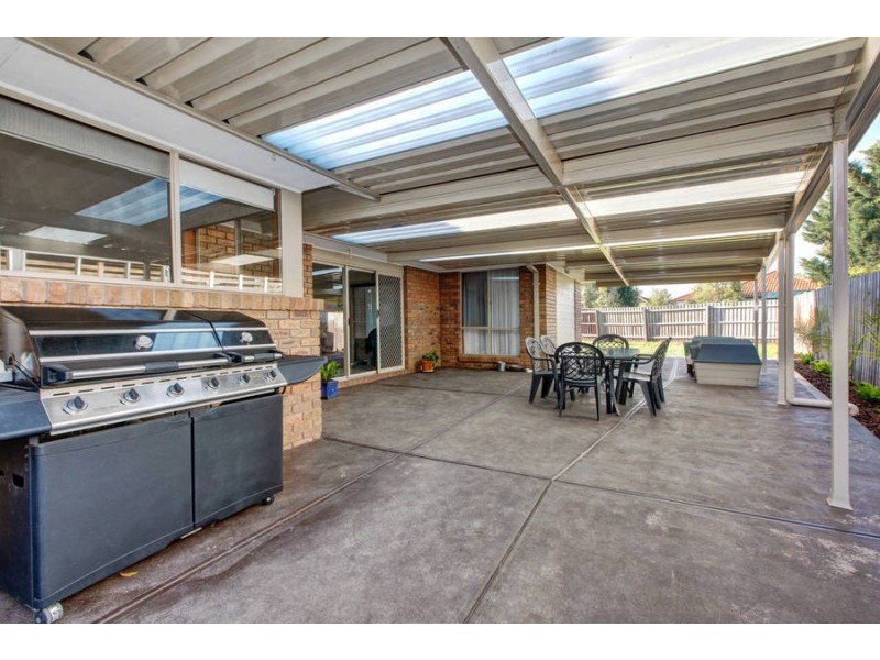 31 Wildflower Crescent, Hoppers Crossing VIC 3029