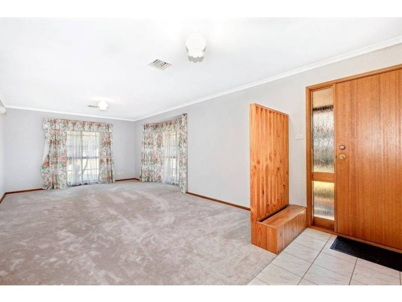 7 Angela Drive, Hoppers Crossing VIC 3029