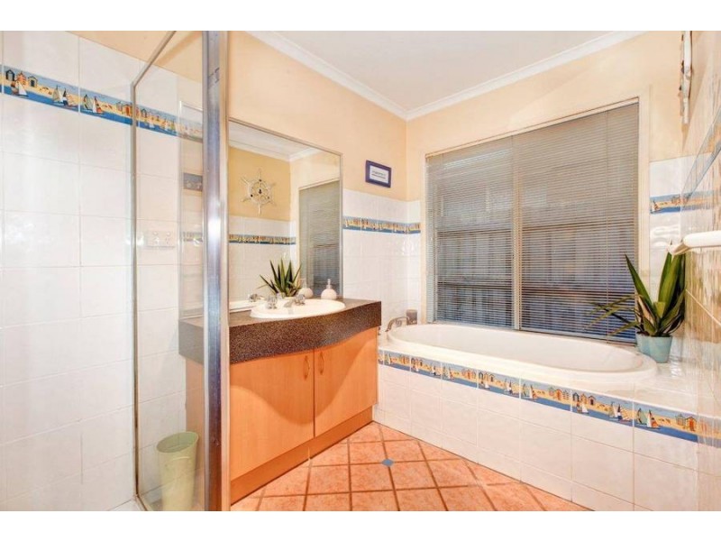 20 Sovereign Retreat, Hoppers Crossing VIC 3029