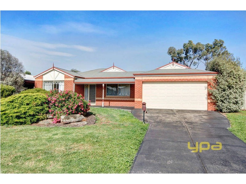 2 Gayness Court, Werribee VIC 3030