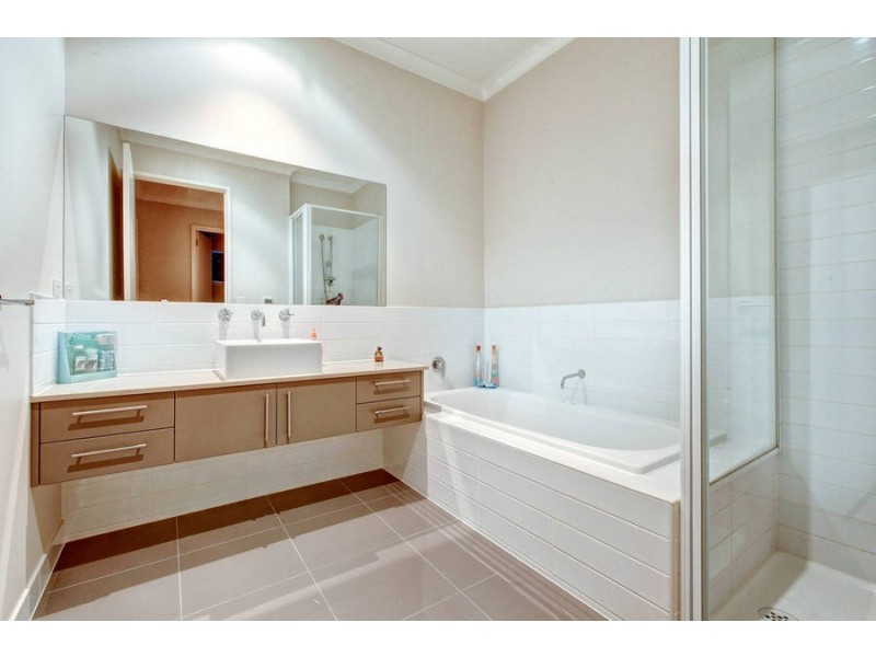 17 Georgia Crescent, Werribee VIC 3030