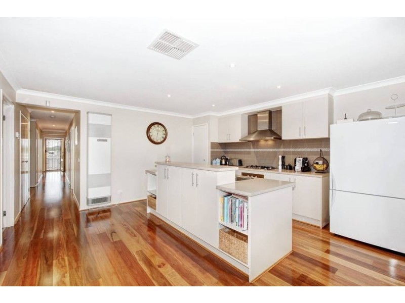 11 Hoddle Link, Wyndham Vale VIC 3024