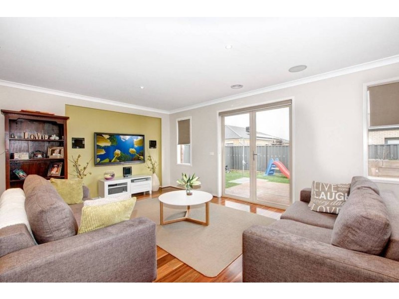 11 Hoddle Link, Wyndham Vale VIC 3024