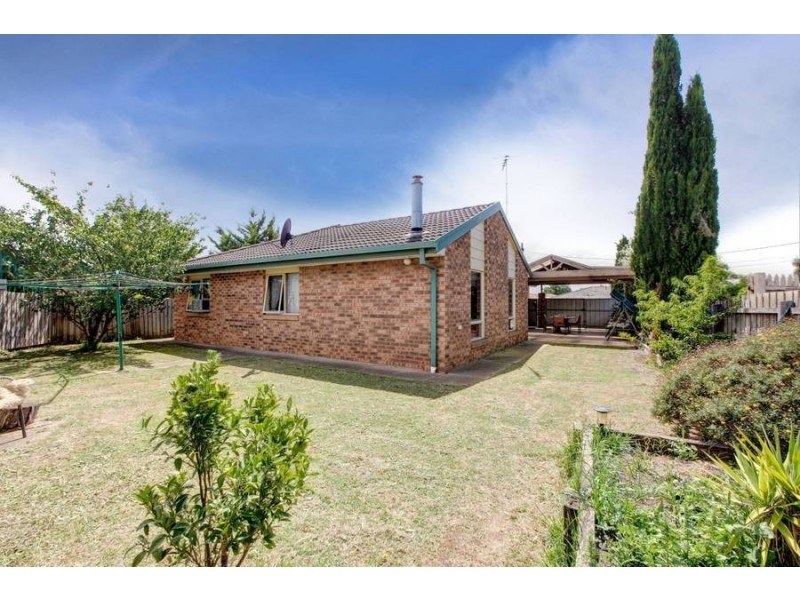 8 Roya Court, Hoppers Crossing VIC 3029