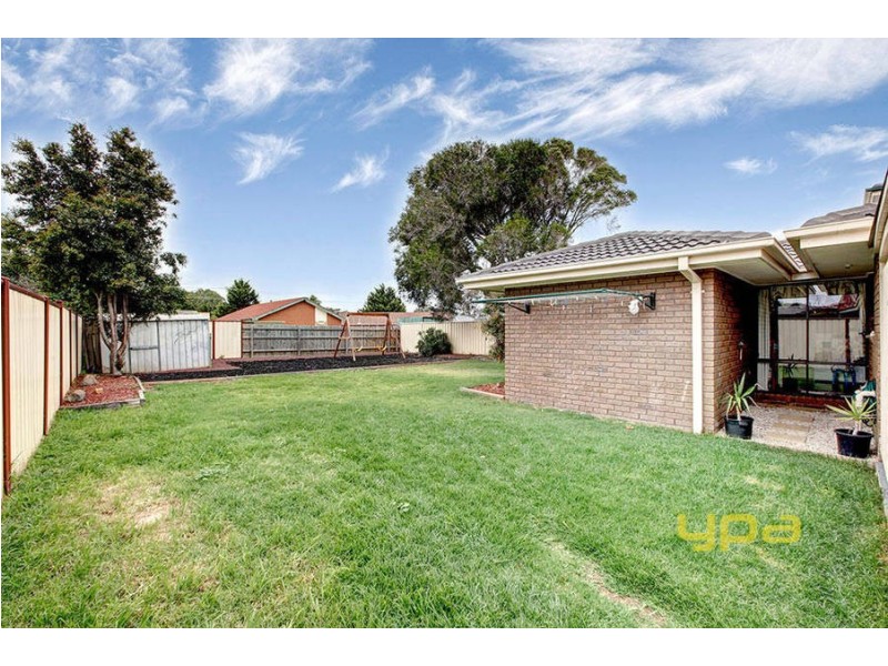 14 Albatross Avenue, Werribee VIC 3030