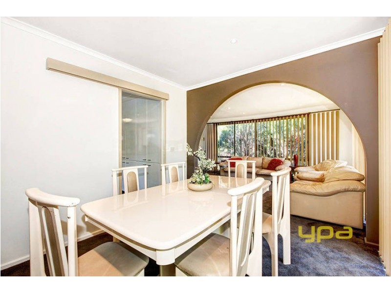 41 Shoalhaven Street, Werribee VIC 3030