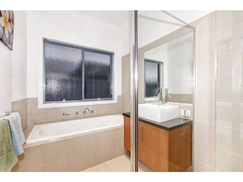 12 Whyalla Gardens, Tarneit VIC 3029