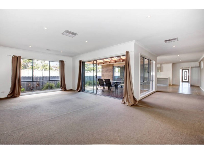 876 Sayers Road, Tarneit VIC 3029