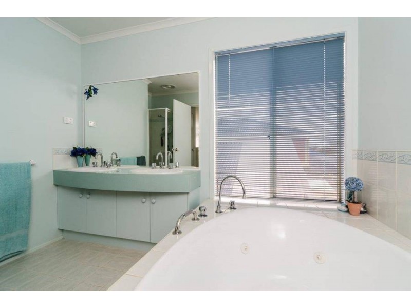 9 Pante Place, Werribee VIC 3030