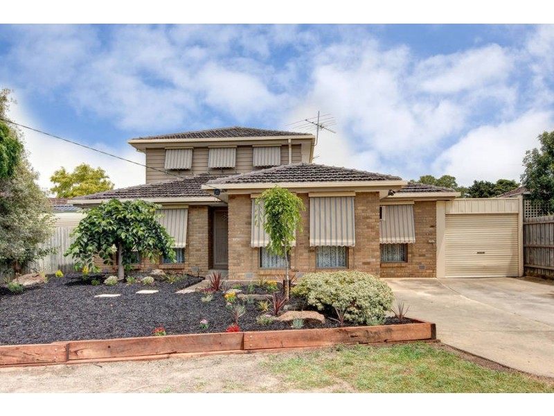 29 Strathmore Crescent, Hoppers Crossing VIC 3029