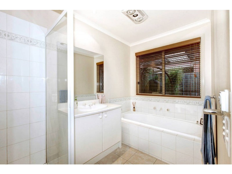 1 Sandalwood Circuit, Tarneit VIC 3029