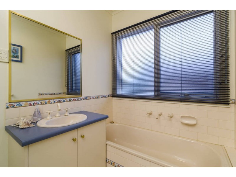 13 Larose Place, Werribee VIC 3030