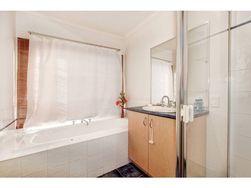 4 Governor Close, Tarneit VIC 3029