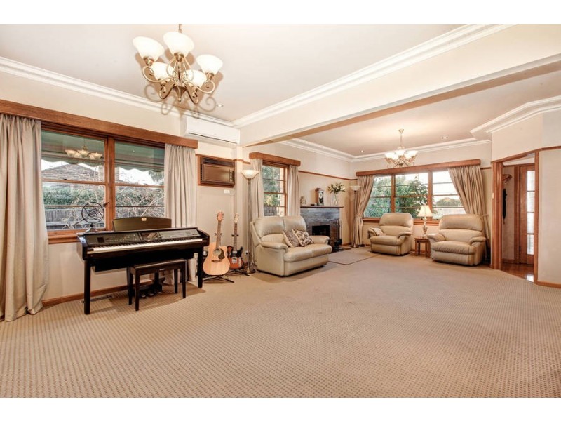 64 Tarneit Road, Werribee VIC 3030