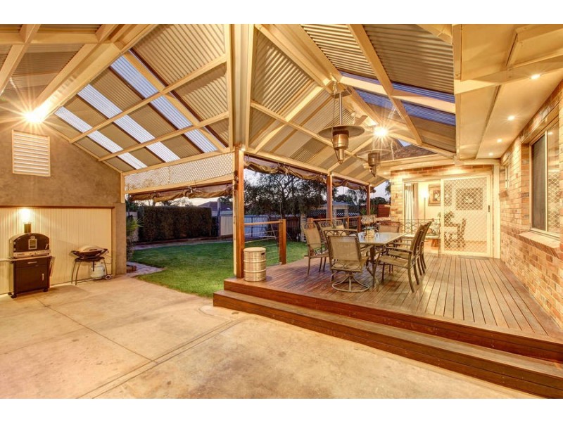 64 Tarneit Road, Werribee VIC 3030