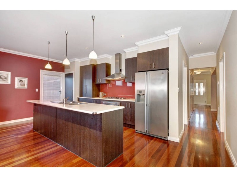 32 Carter Avenue, Werribee VIC 3030