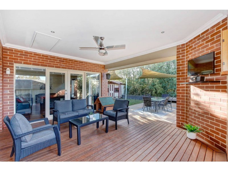 32 Carter Avenue, Werribee VIC 3030