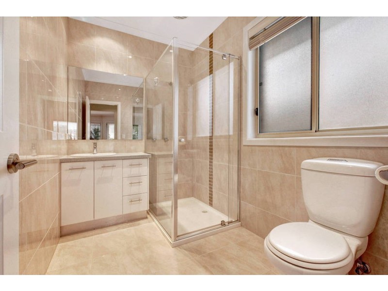 81 Hemsley Promenade, Point Cook VIC 3030