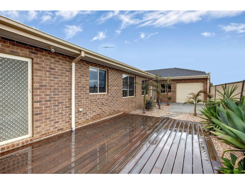 81 Hemsley Promenade, Point Cook VIC 3030