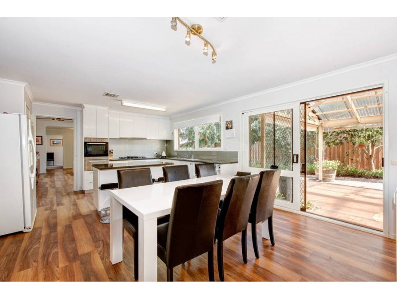 9 Bloxham Court, Hoppers Crossing VIC 3029