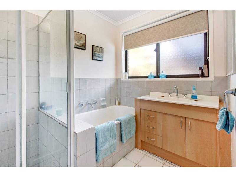 4 Membrey Close, Werribee VIC 3030