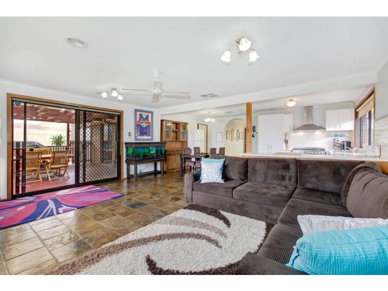 13 Purchas Street, Werribee VIC 3030