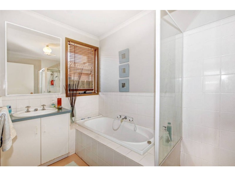 65 Dowling Avenue, Hoppers Crossing VIC 3029