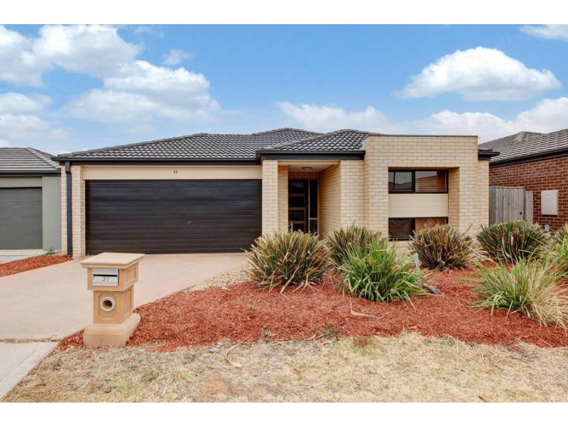 31 Laurence Way, Tarneit VIC 3029