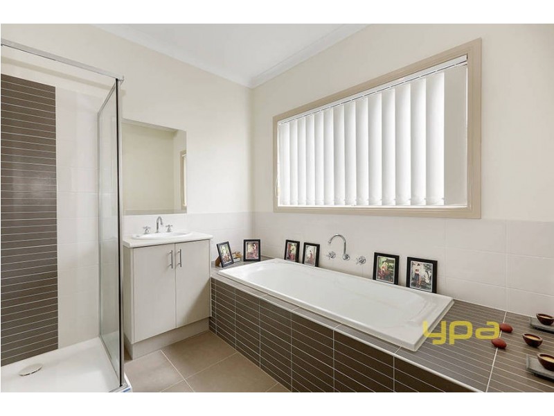 6 Koombahla Court, Werribee VIC 3030