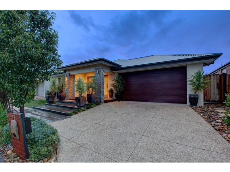 17 Reflections Boulevard, Tarneit VIC 3029