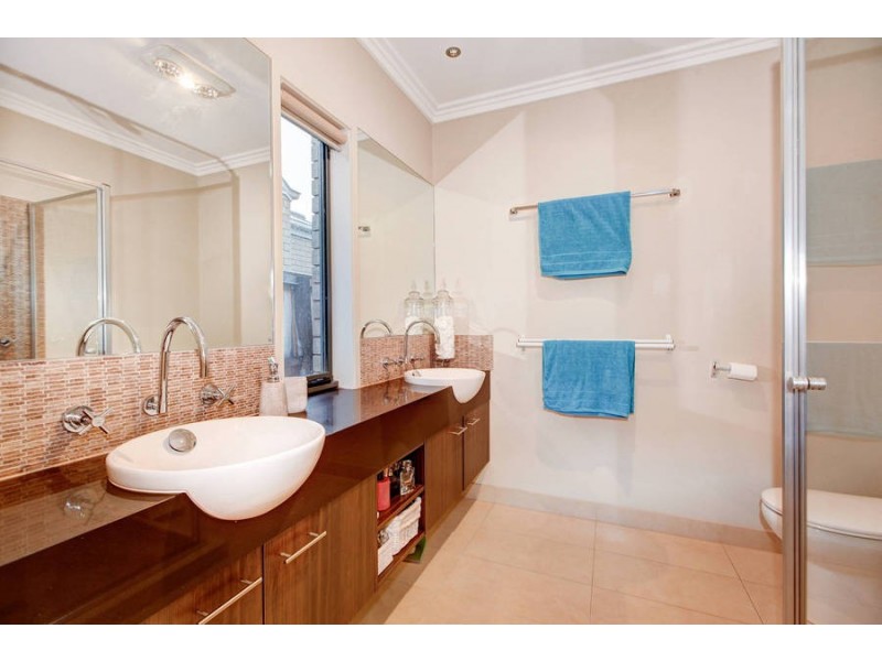 17 Reflections Boulevard, Tarneit VIC 3029