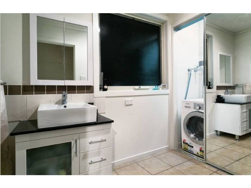 1/8 Beasley Avenue, Werribee VIC 3030