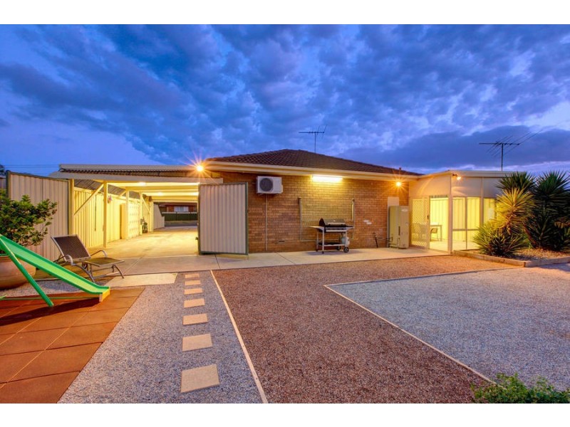 29 Coventry Drive, Werribee VIC 3030