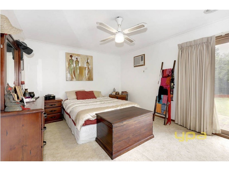 5 Petrel Court, Werribee VIC 3030