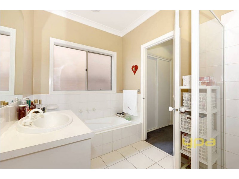 20 Hydefield Drive, Wyndham Vale VIC 3024