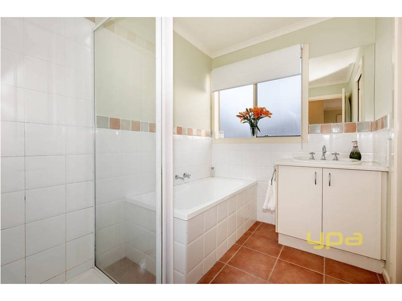 1 Creekview Way, Wyndham Vale VIC 3024