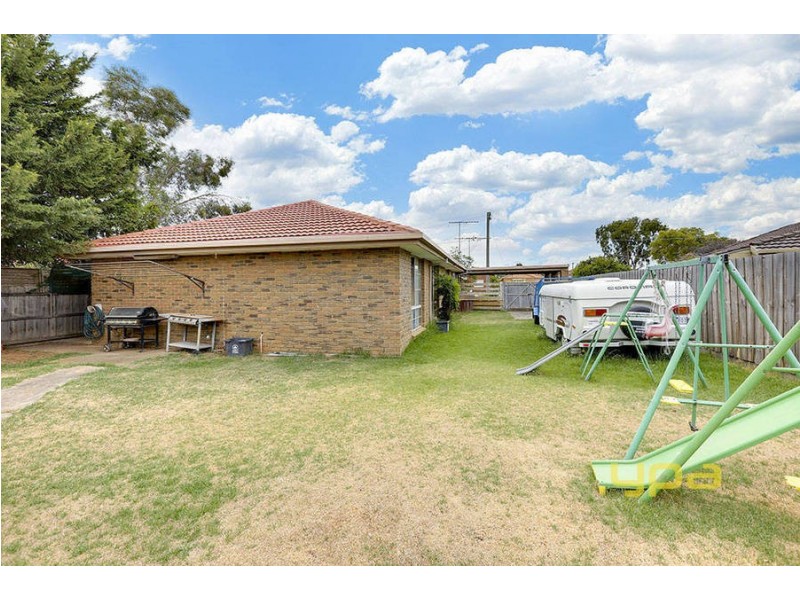 15 Lomond Court, Werribee VIC 3030