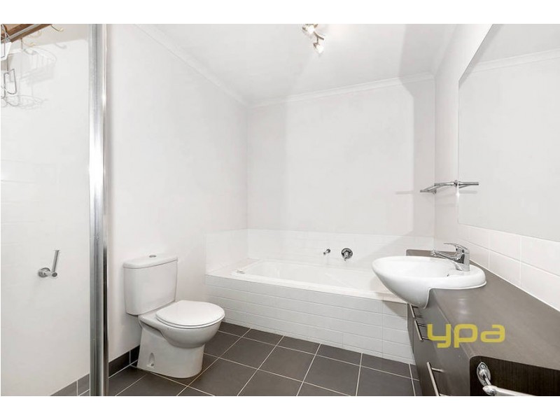 19 Prichard Walk, Point Cook VIC 3030