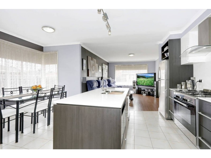 13 Patterson Avenue, Hoppers Crossing VIC 3029