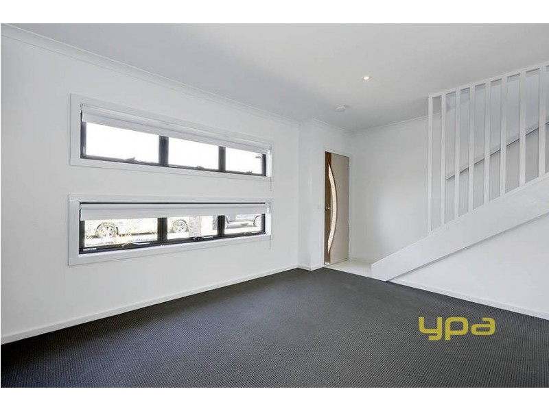 2/1A Glen Street, Werribee VIC 3030