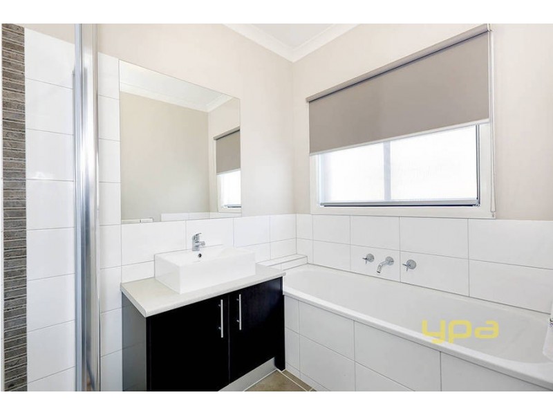 23 Claire Way, Tarneit VIC 3029