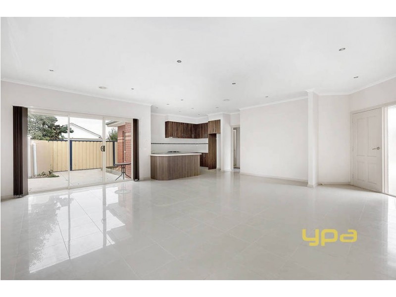 4/3-5 Mary Avenue, Werribee VIC 3030