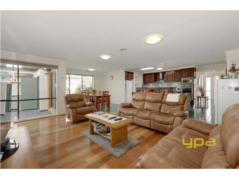 5 Harkaway Avenue, Hoppers Crossing VIC 3029