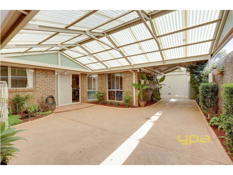 2 Carrington Close, Wyndham Vale VIC 3024